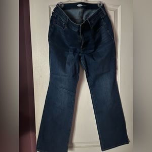 Jeans, non-distressed